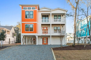 8-bedroom, 8-bathroom with Elevator & Heated Pool